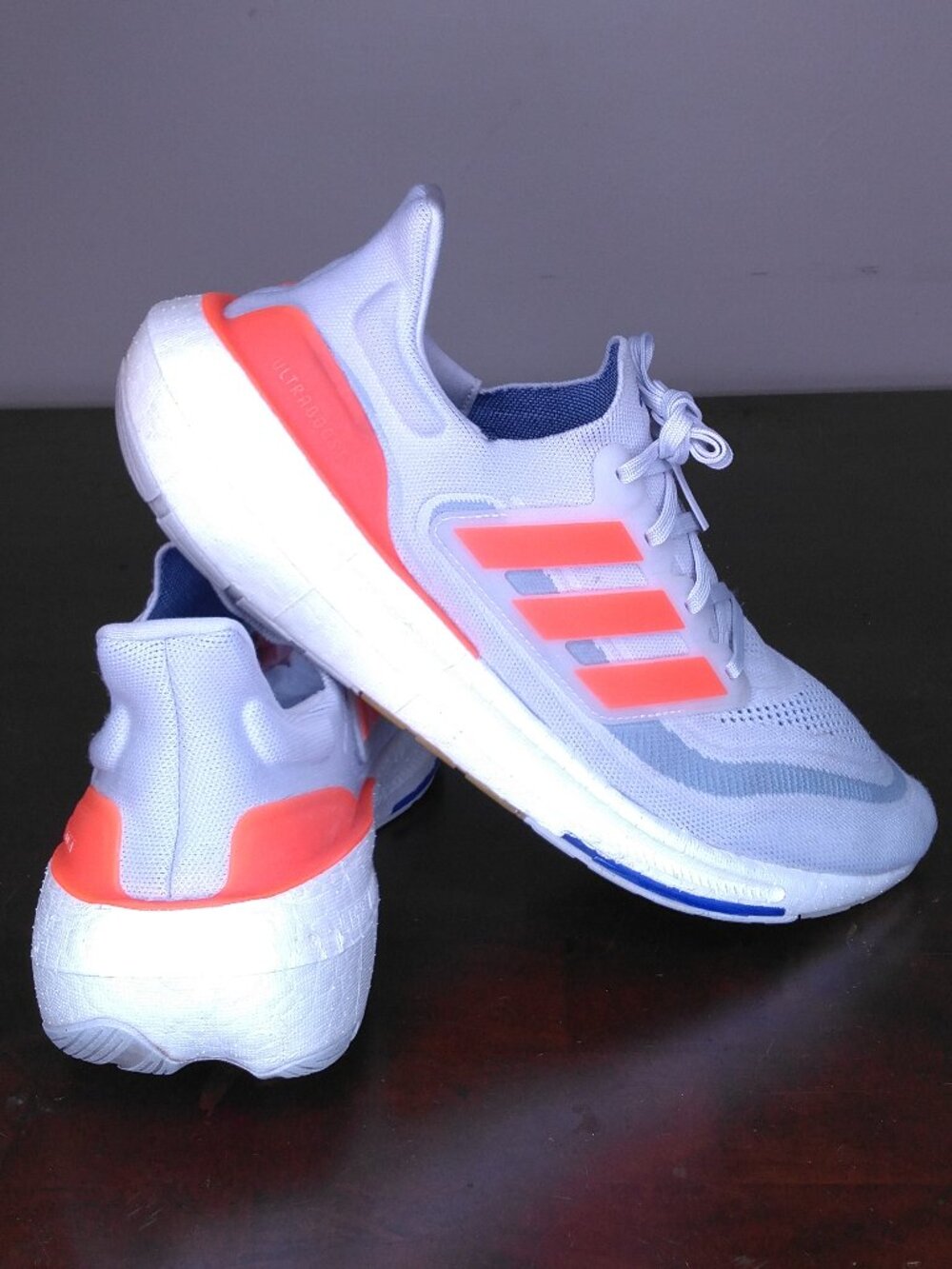 ADIDAS UltraBoost Light Shoes Mens SIZE 12.5 ART HQ8596 GREY Solar Red RUNNING